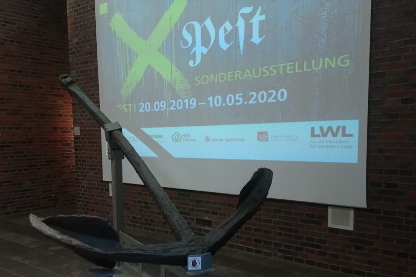 Anker in der Pestausstellung.