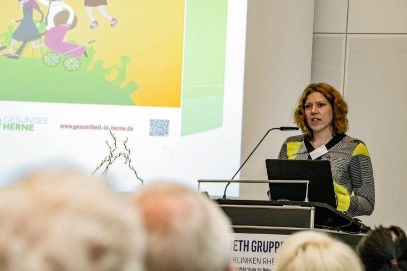 Dr. Katrin Linthorst beim Start der Gesundheitswoche 2017.