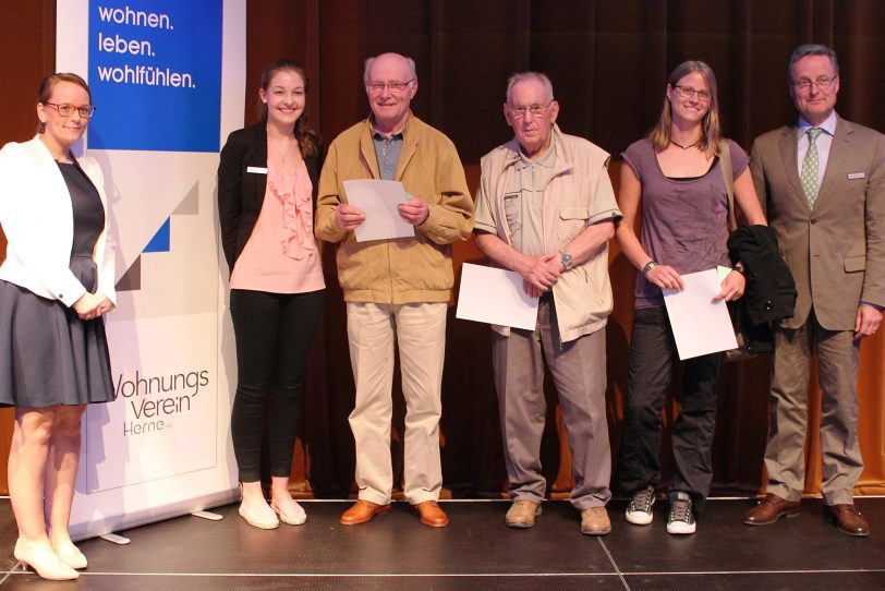 Preisverleihung bei der Mitgliederversammlung des Wohnungsvereins Herne.