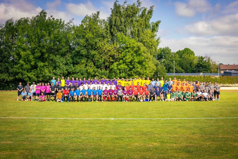 In 16 Teams kämpften die Mitarbeitenden der St. Elisabeth Gruppe um den Fußball-Turniersieg.