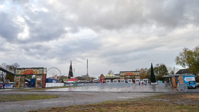 Der Aufbau des Cranger Weihnachtszaubers 2021 am 7. November 2021.