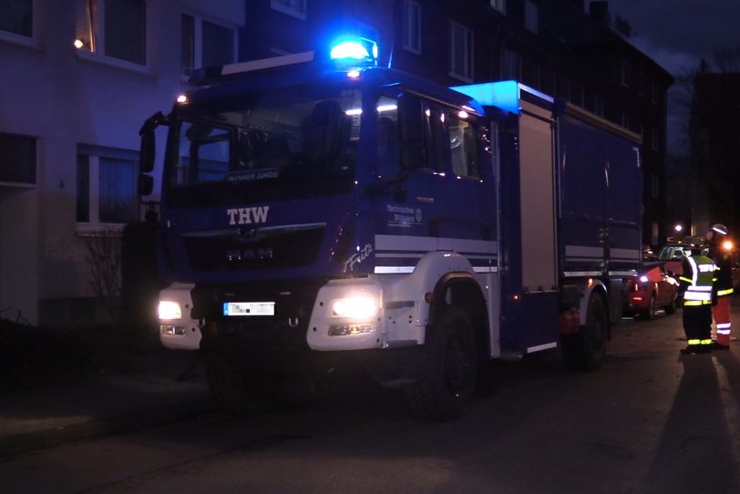 Ein Experte des Technischen Hilfswerks musste bei mehreren beschädigten Gebäuden die Statik überprüfen.