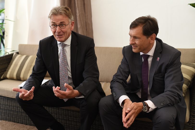 Prof. Dr. Jürgen Bock, Präsident der Hochschule Bochum und Oberbürgermeister Dr. Frank Dudda