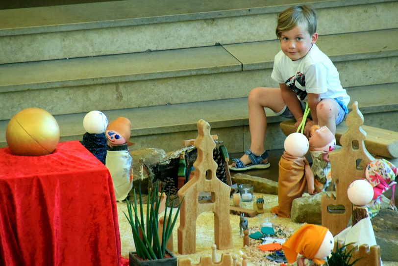 Eröffnung der Kinderkathedrale in der Christuskirche der evangelischen Petrusgemeinde.
