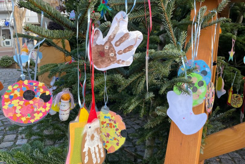 Sterne, Kreise, Hände: Die Vielfalt der Weihnachtsdeko war groß.