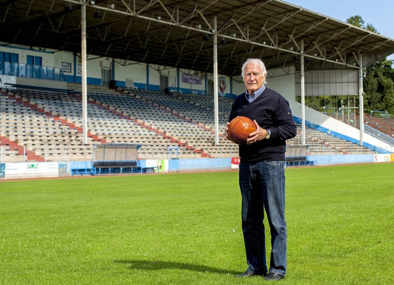 Hans Tilkowski im Westfalia-Stadion. (Archiv)