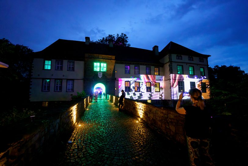 Electric Residence 2025 im und um den Schlosshof von Strünkede.
