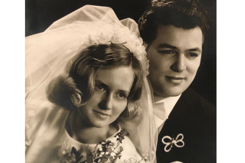 Christa und Günter Varney traten vor 50 Jahren vor den Traualtar.