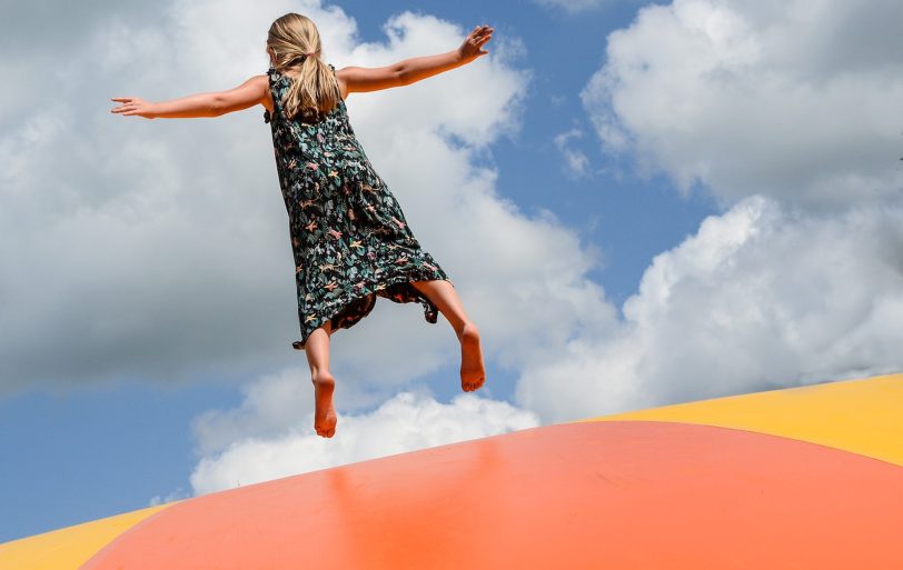 Fast wie fliegen: Trampolin springen.