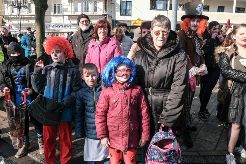 Impressionen vom Rosenmontagszug in Herne 2018.