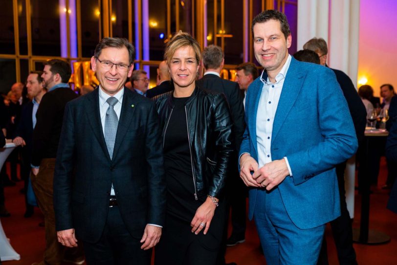 Trafen sich beim Jahresempfang: v.l. Hernes Oberbürgermeister Dr. Frank Dudda, Mona Neubaur, stellvertretende Ministerpräsidenten des Landes Nordrhein-Westfalen und Bochums OB Thomas Eiskirch.
