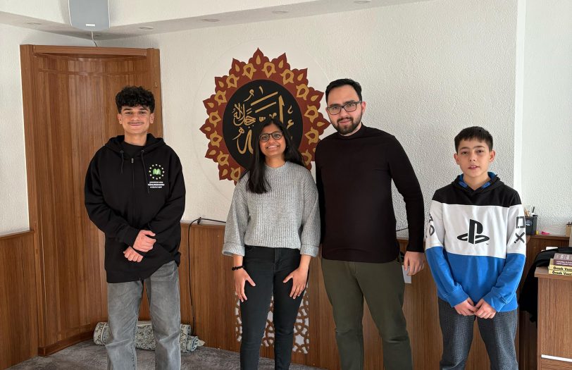 Organisiert wird das Essen von der Islamischen Gemeinde Röhlinghausen und der Evangelischen Kirchengemeinde Röhlinghausen.