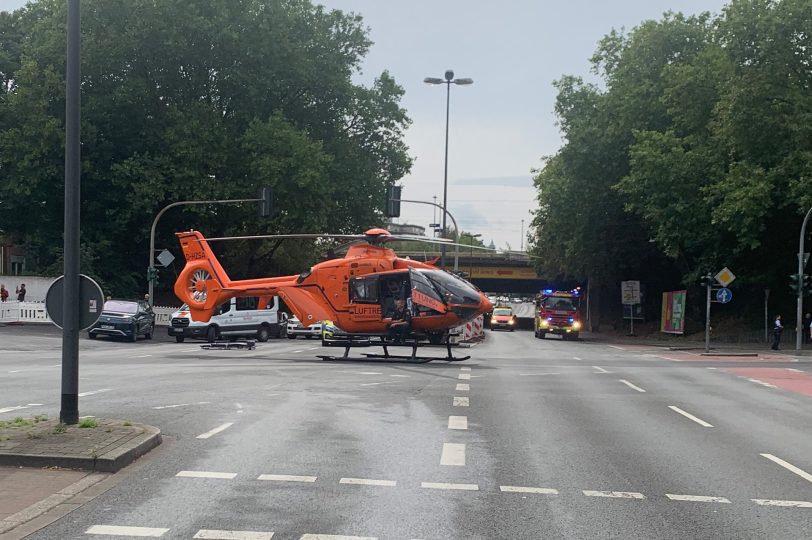Ein angeforderter Helikopter der Luftrettung landete am Donnerstag (28.8.2025) auf dem Westring