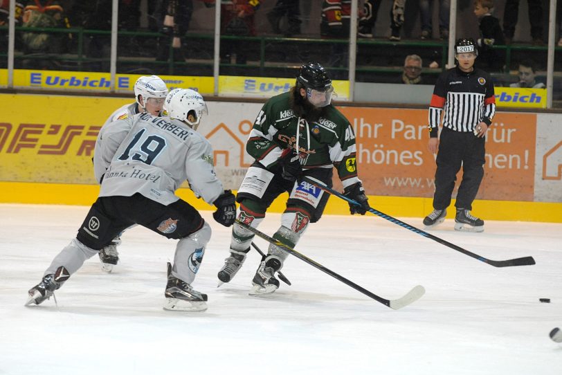 Herner EV – Icefighters Leipzig 4 : 3 (5.3.2017).