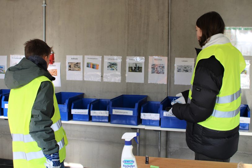 Mülltrennspiel beim Move2Beruf 2025: Ein Blick hinter die Kulissen von Entsorgung Herne.