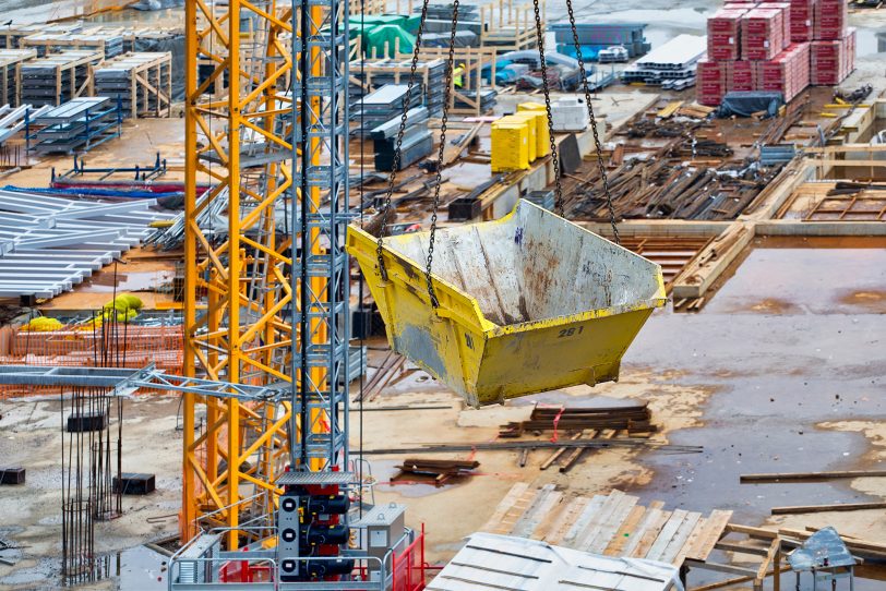 Die Pandemie und der militärische Konflikt in der Ukraine haben zu explodierenden Energie- und Materialkosten, gestörten Lieferketten sowie Engpässen bei Waren und Rohstoffen geführt. Für viele Handwerksbetriebe in der Region ist das eine große Belastung.