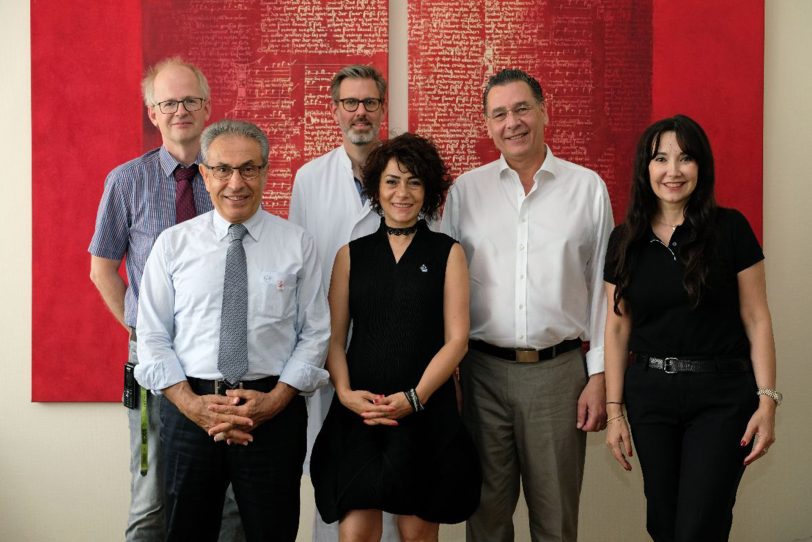 v.l. Dr. Lars Hahn, Dr. Senay Yalcin, Dr. Jens Verbeek, Dr. Sibel Baykut, Udo Sobieski und Nurten Özcelik.