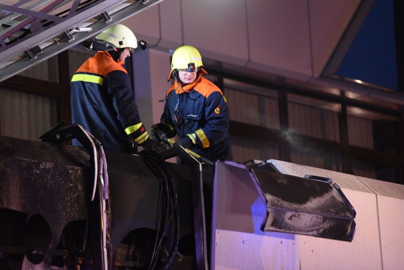 Brand in einem Gewerbeobjekt an der Gelsenkirchener Straße