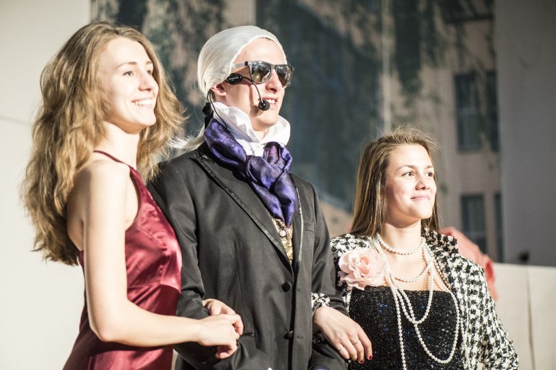 Schüler als Cara Delevingne, Karl Lagerfeld und Guido Maria Kretschmer.