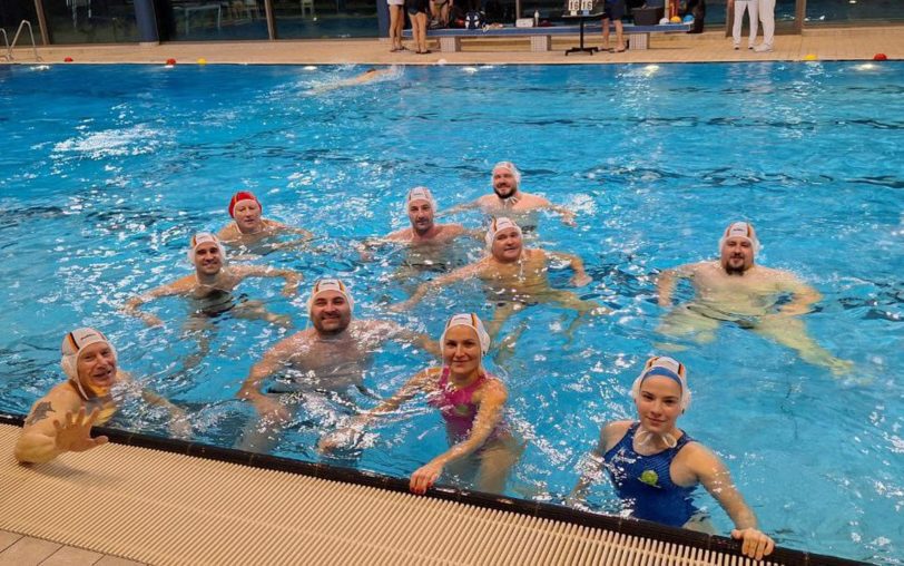 Das Team der Wasserballer vom DSC Wanne-Eickel - gegen den SV Kamen holten sie ein 16:16-Unentschieden.