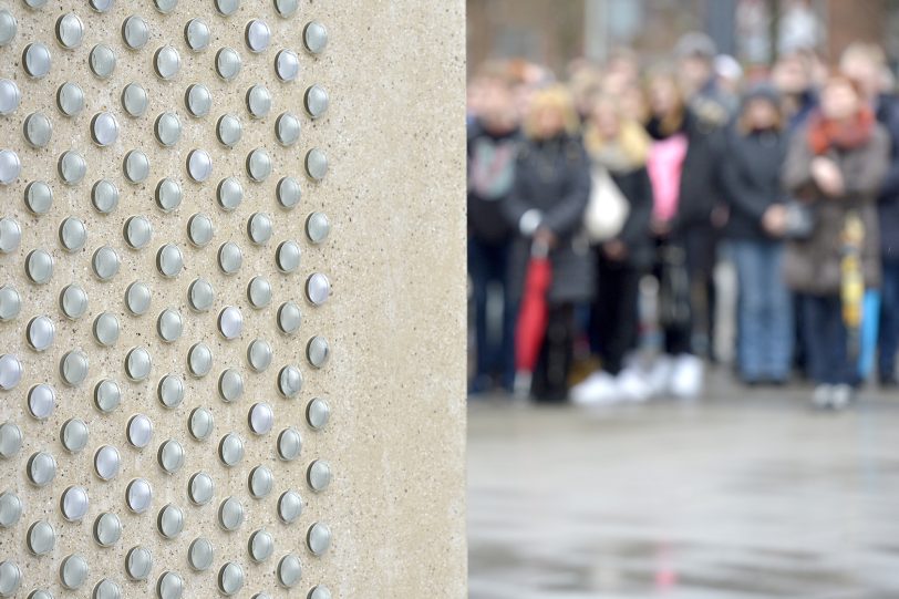 das Shoah-Mahnmahl auf dem Willi-Pohlmann-Platz.