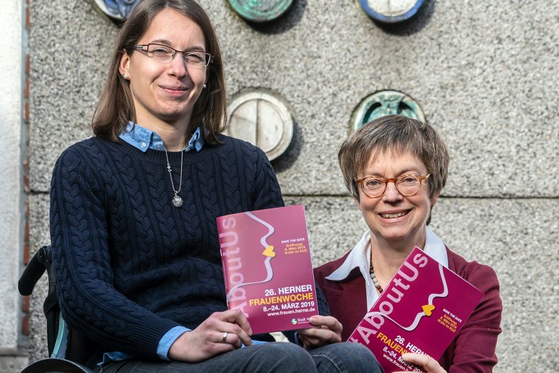 v.l. Melanie Kampa, Sabine Schirmer-Klug von der Gleichstellungsstelle(Archivfoto, aufgenommen vor der Corona-Pandemie).