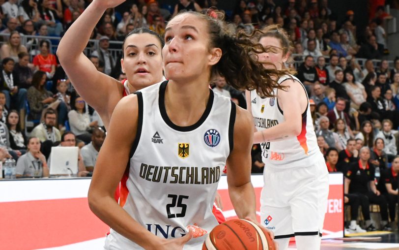 Clara Bielefeld, 17-jährige Spieler vom Herner TC, ist bei der Basketball-Europameister der Damen in Hamburg für Deutschland mit dabei.