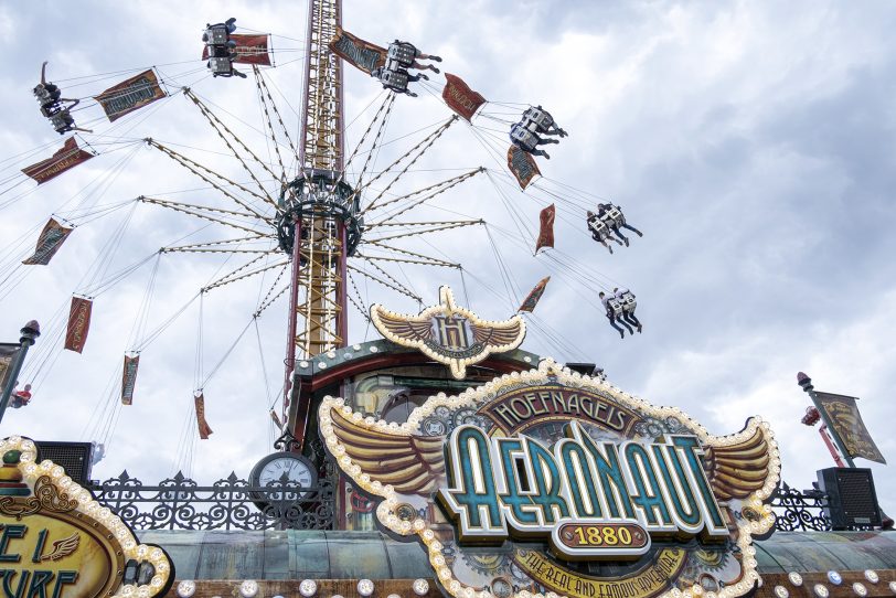 Der „Aeronaut“ dreht die erste Runde in den Cranger Himmel.