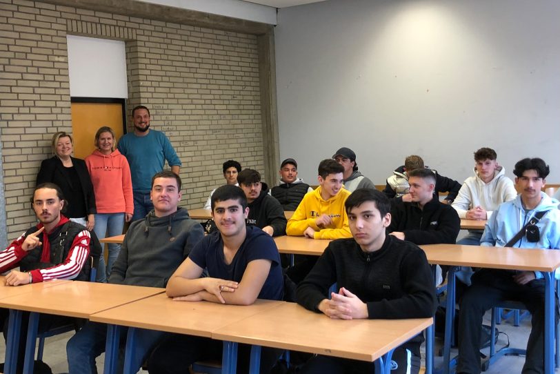 Die Schüler vom Mulvany Berufskolleg freuen sich über die neue Kooperation mit dem SSB Herne, um qualifizierte Übungsleiter zu werden.