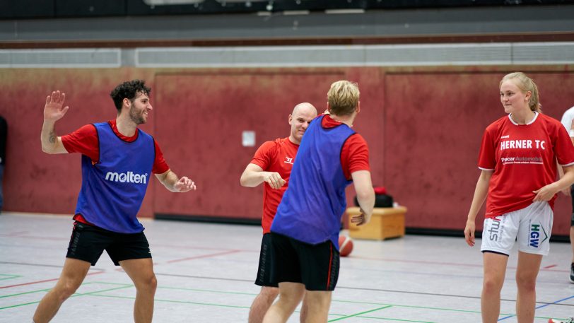 HTC Basketballerinnen spielen gegen die HEV Miners ein lockeres Basketballspiel am Mittwoch (8.9.2021). Die Basketballerinnen gewannen 39:33.