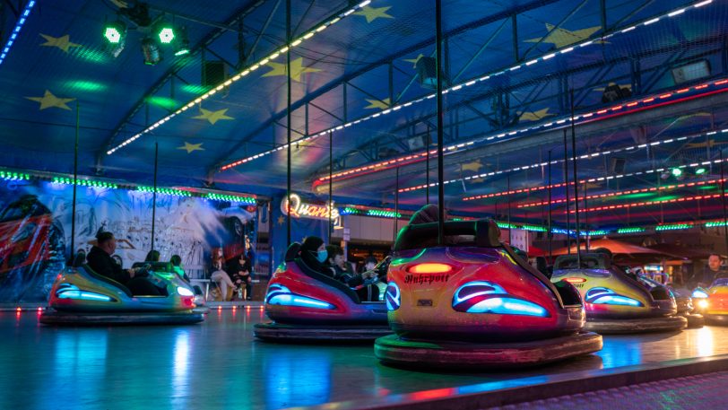 Die Herner City Kirmes am Abend.