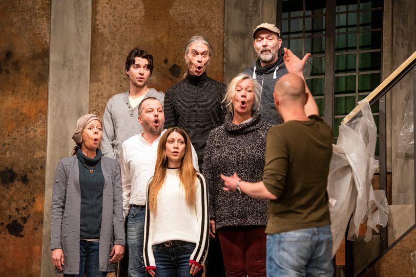 Das Mondpalast-Ensemble als Chor von Gelsentrop-Wattenhausen.