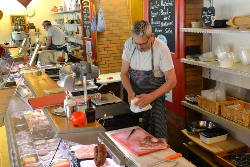 Die Traditions-Fleischerei Weber in der Heinestraße.