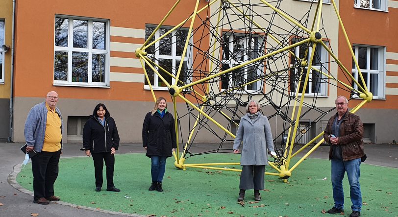 Die SPD-Fraktion der Bezirksvertretung Wanne besuchte die Laurentius Schule.