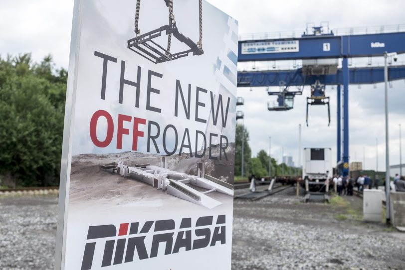 NiKRASA im Container Terminal Herne.