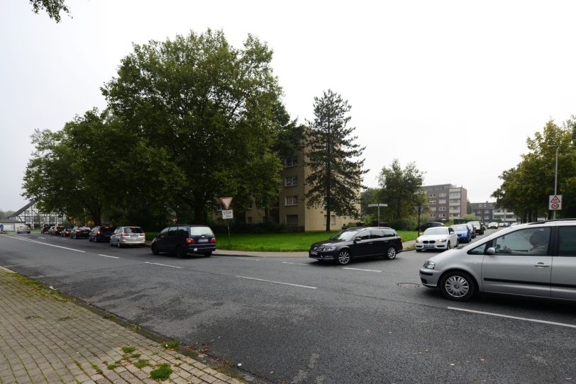 Bewohner verlassen die Sperrzone