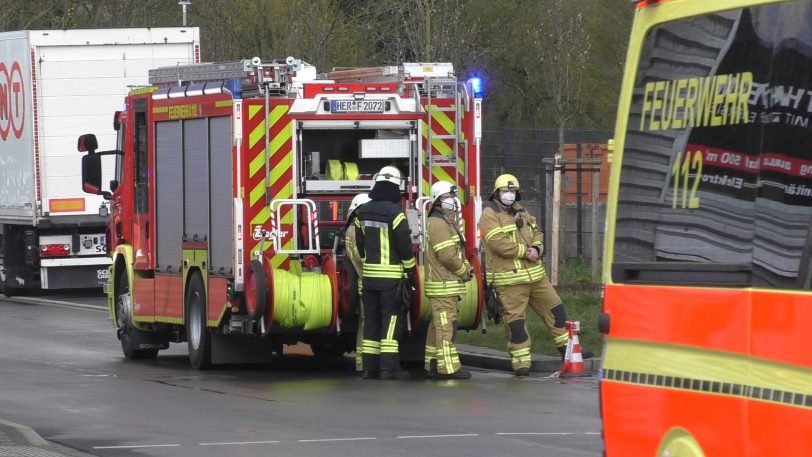 Feuerwehreinsatz durch Gefahrgutverdacht am Wertstoffhof am 14.4.2021.