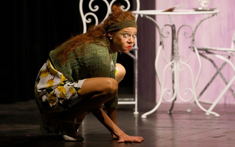 Conny (Susanne Fernkorn) hat für Mona und Max Eisleben immer einen guten Rat auf Lager.