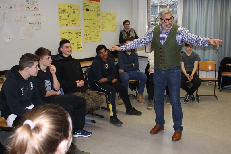 Jimmy Hartwig bei der DFB Junior-Coach-Ausbildung.