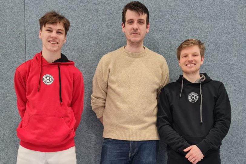 Das Herrensäbelteam vom HTC um (v.li.) Alessio Witzke, Dirk Backhaus, Jan Patrick Camus, hier nach ihrem Sieg gegen die TSC Eintracht Dortmund, hat sich für das Finale des Deutschlandpokals qualifziert.