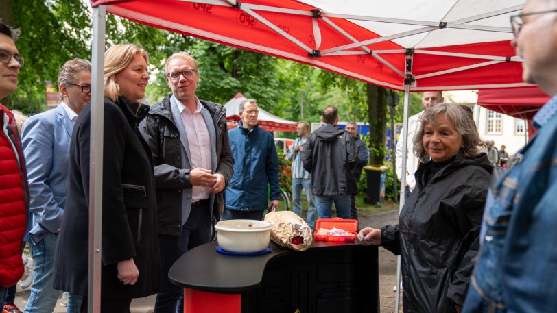 Die Bundesarbeitsministerin Bärbel Bas war der politische Stargast beim SPD-Familienfest am Sonntag (25.5.2025) im Park von Schloss Strünkede.