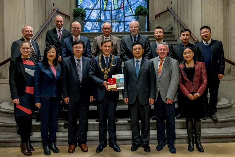 Delegation aus Sichuan.