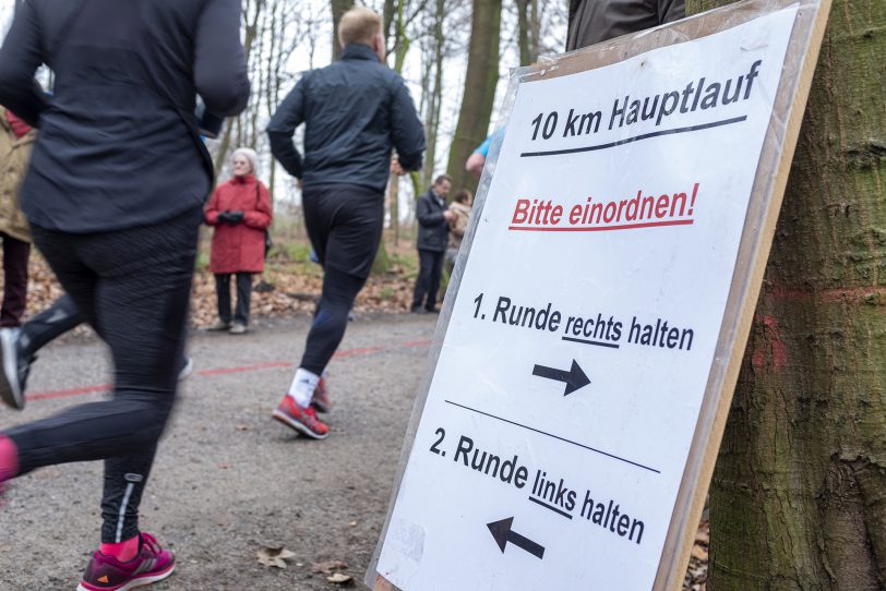 Der 42. Herner Silvesterlauf im Revierpark Gysenberg in Herne (NW), am Dienstag (31.12.2019).