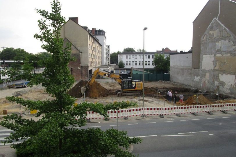 K111 - Baubeginn am Herner Bahnhof.