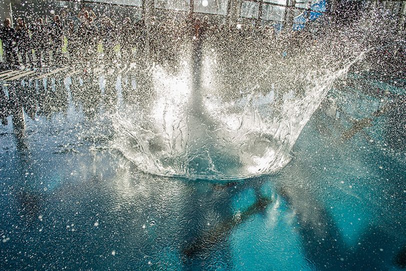 ...Wasserfontäne bei Ankunft.