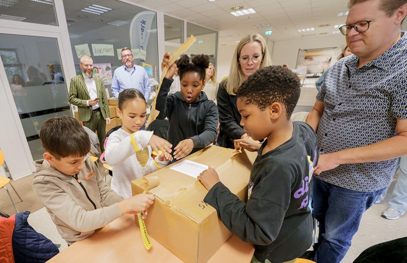 Unter dem Motto „Spiel mit! – an unserem Tisch sind alle willkommen“ ist in Herne das neue Netzwerk „Spielstarke Schulen“ gestartet.