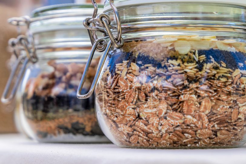 Getrennte Aufbewahrung von allergenen und ungefährlichen Lebensmitteln erleichtert die Handhabung zuhause in Herne.
