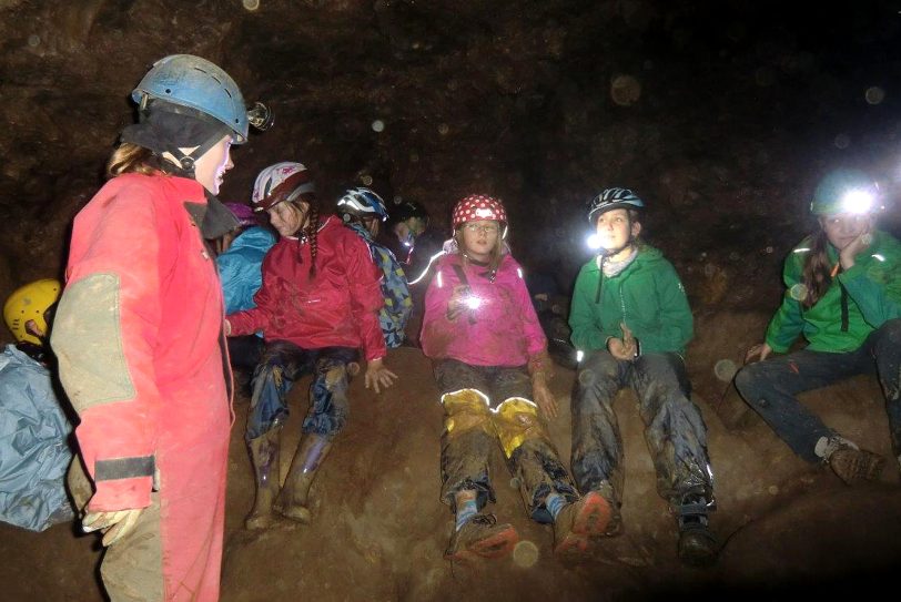 Ausflug der CTW-Kinder in die Kluterthöhle.