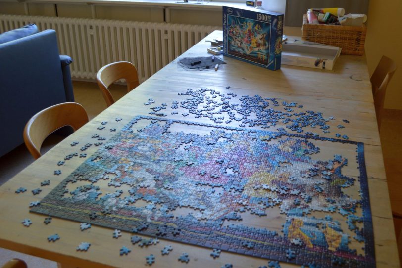 Die Kath. Pfarrgemeinde St. Dionysius bietet den 2. Puzzletreff zum Tauschen und (Ver)kaufen von Puzzles sowie Gesellschaftsspielen an (Symbolbild).