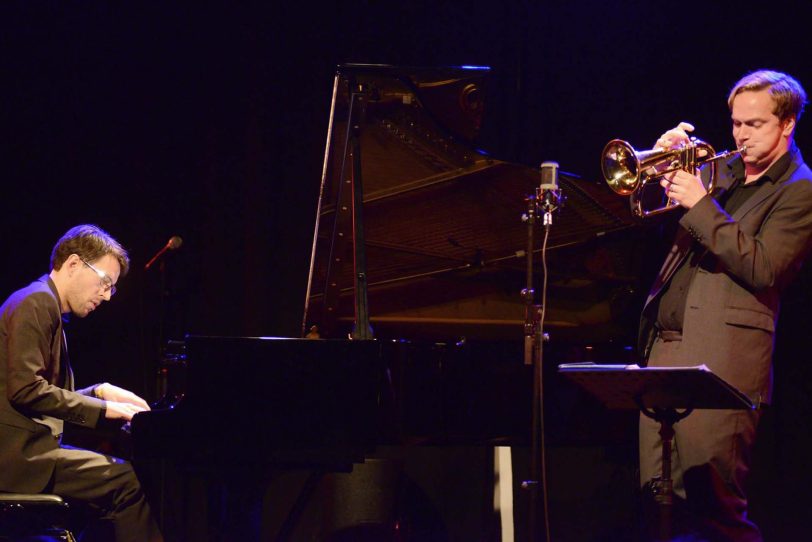 Sebastian Sternal (Piano) und Frederik Köster (Flügelhorn).